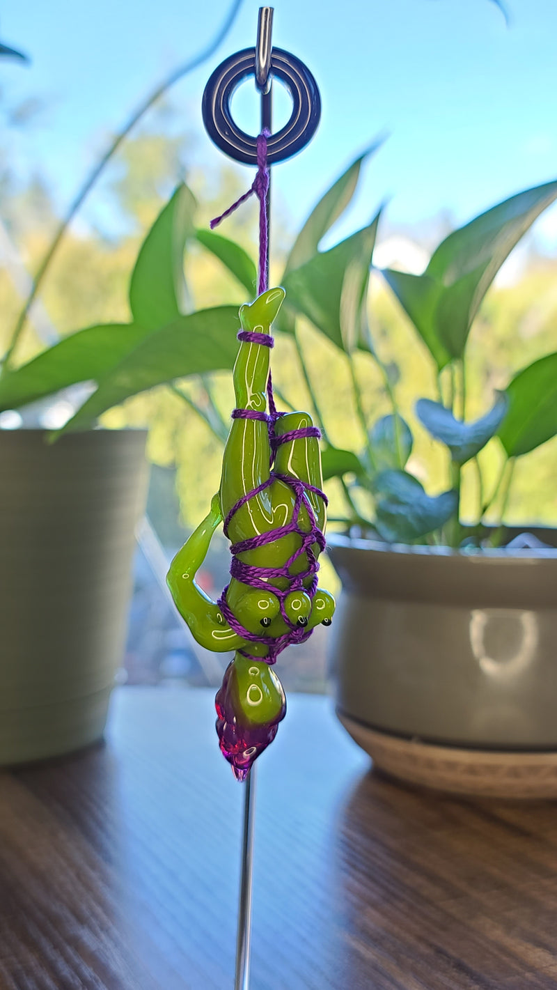 Triple tit alien shibari glass pendant