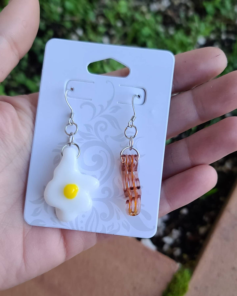 Bacon and egg glass ear ring sets